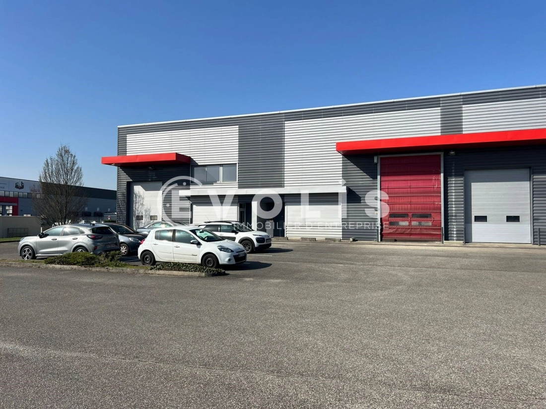 Photo 4 – location Entrepôts / activités	DAGNEUX (01120)