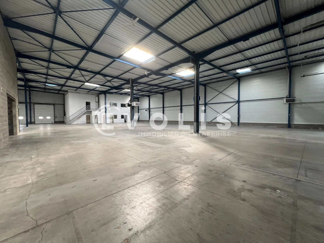 Photo 8 – location Entrepôts / activités	DAGNEUX (01120)