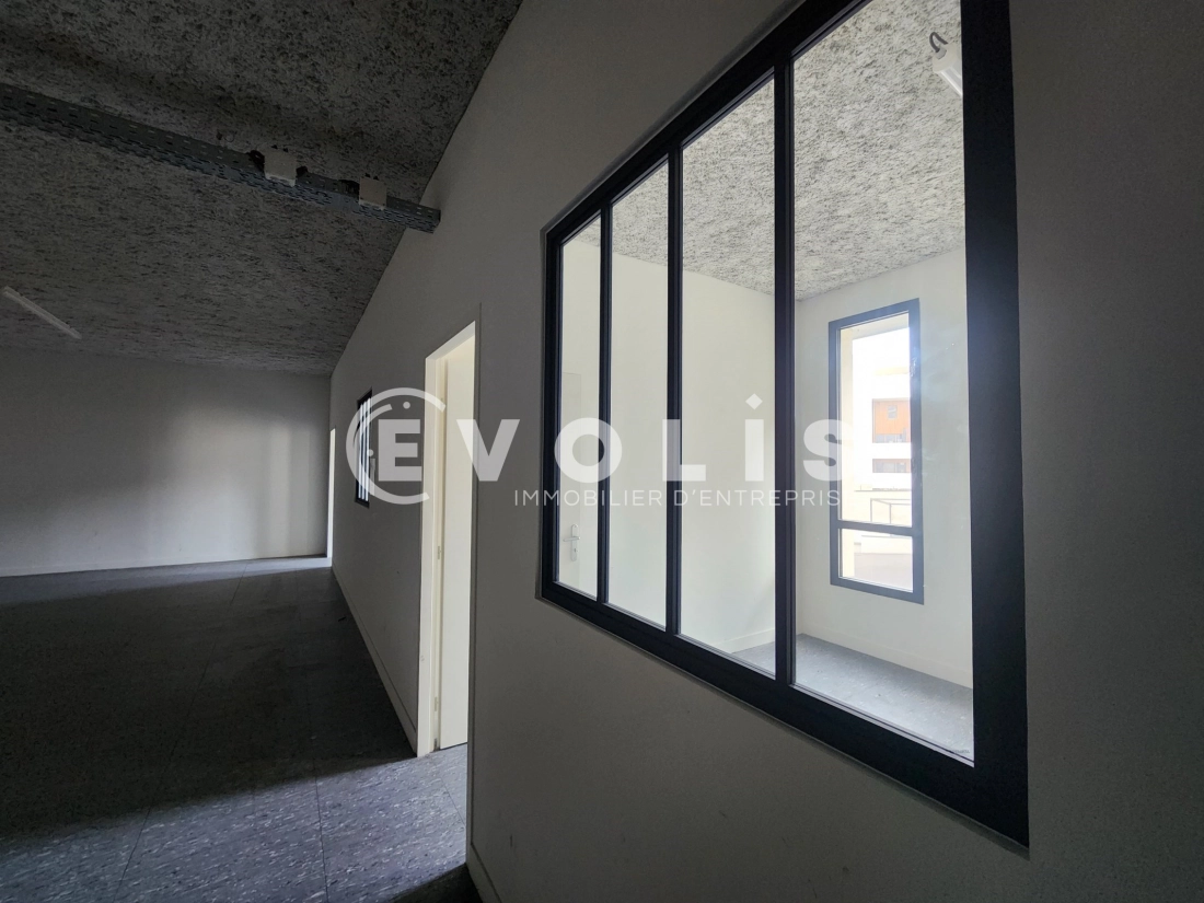 Photo 10 – location Entrepôts / activités	LYON (69007)