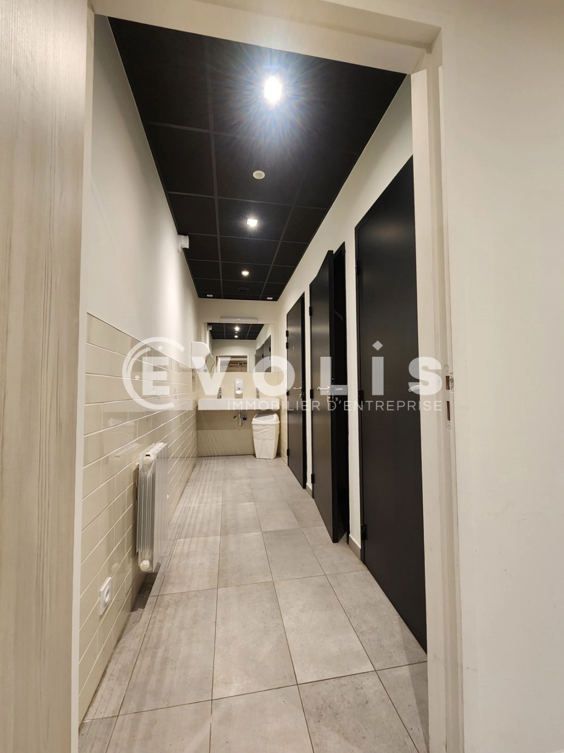 Photo 15 – location Entrepôts / activités	LYON (69007)