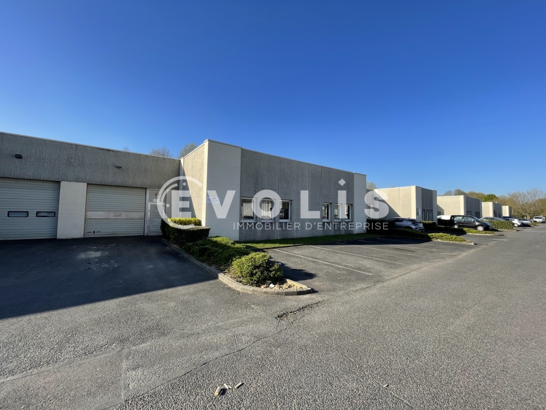 Photo 1 – location Entrepôts / activités	LOGNES (77185)