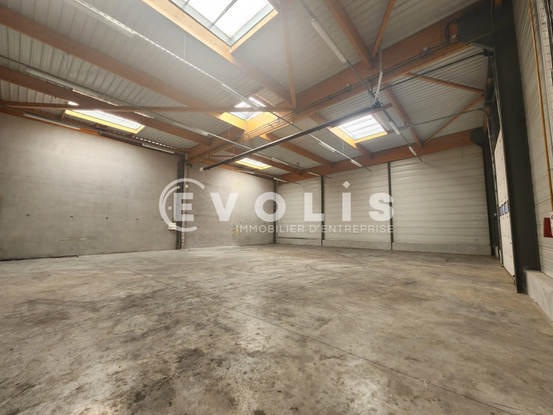 Photo 8 – location Entrepôts / activités	LA VERPILLIERE (38290)