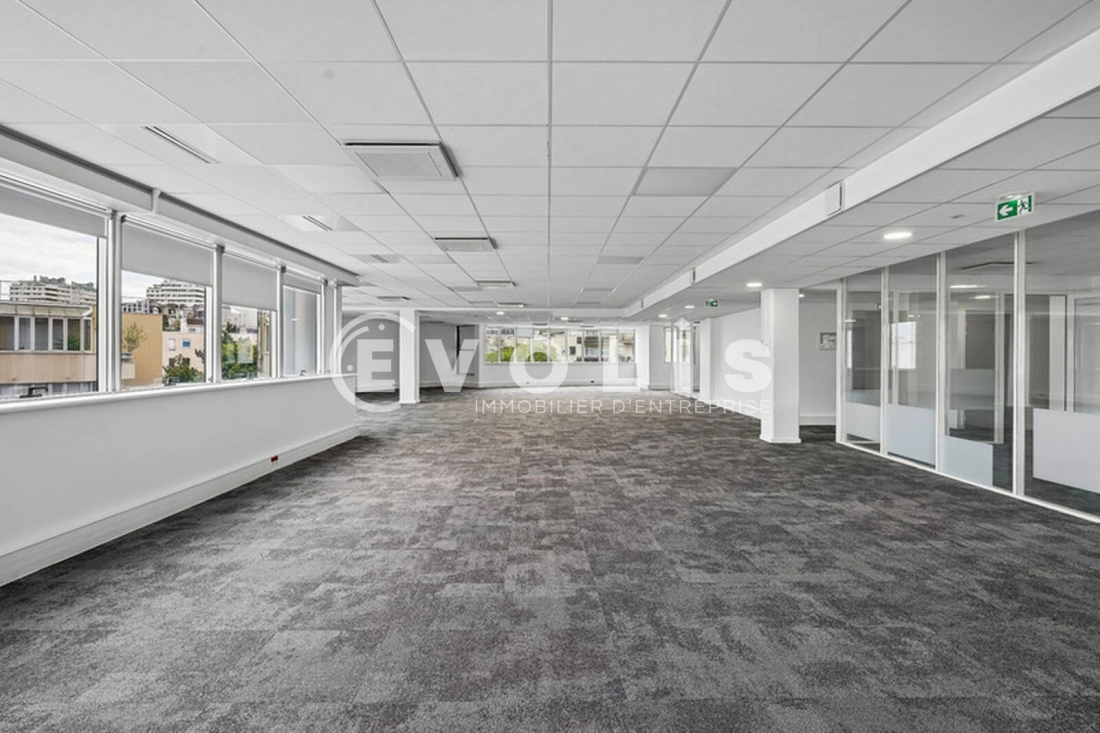 Photo 12 – location bureaux	ISSY LES MOULINEAUX (92130)