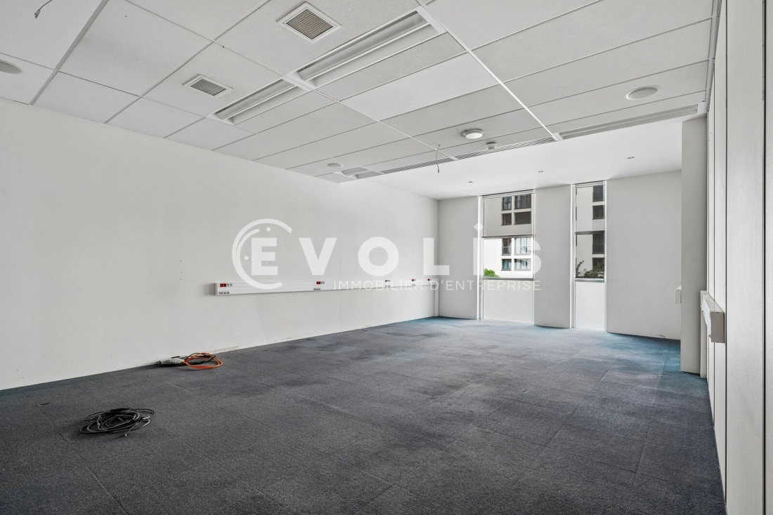 Photo 9 – location bureaux	IVRY SUR SEINE (94200)