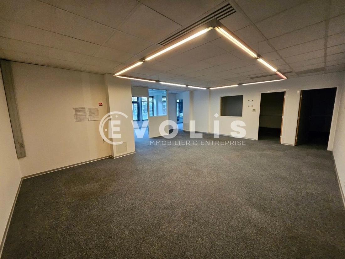 Photo 2 – location bureaux	IVRY SUR SEINE (94200)