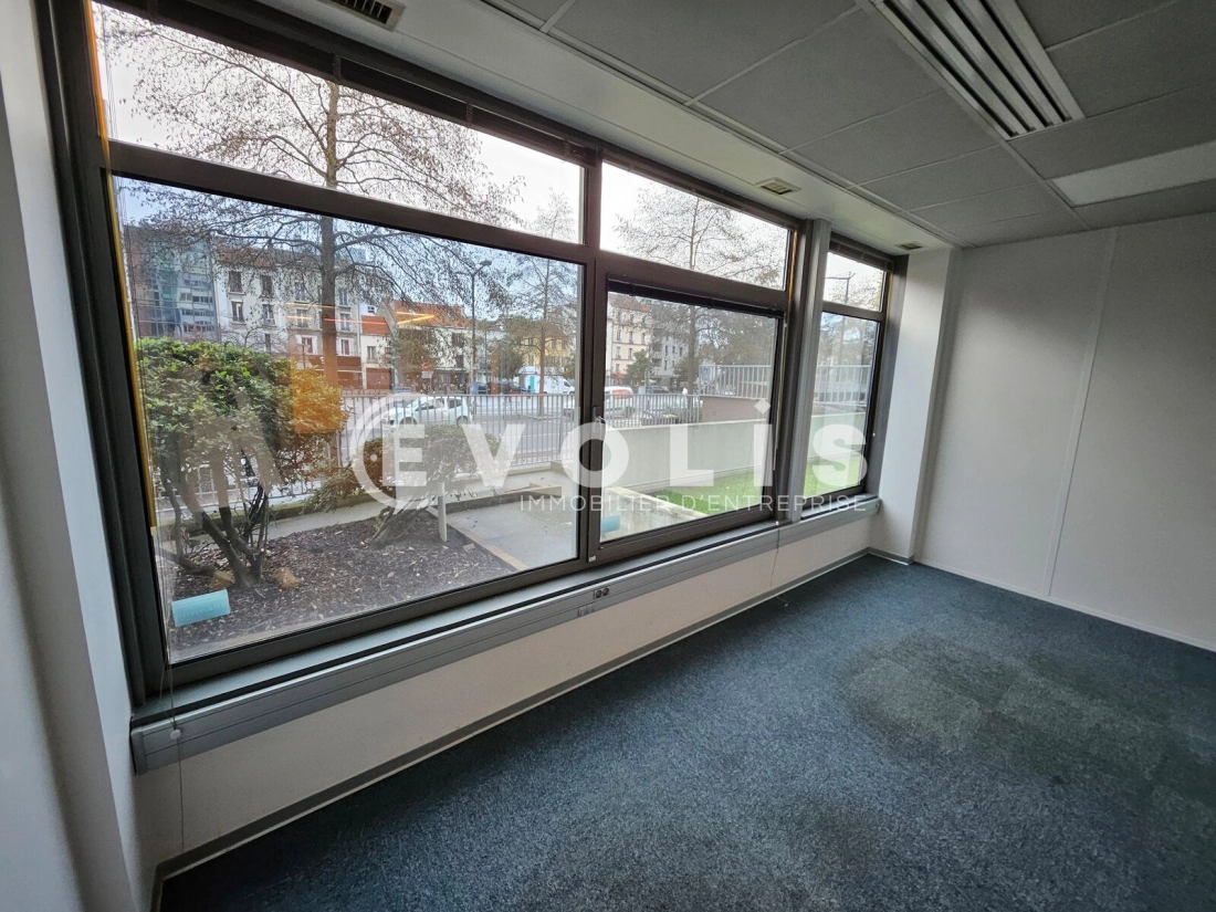 Photo 3 – location bureaux	IVRY SUR SEINE (94200)