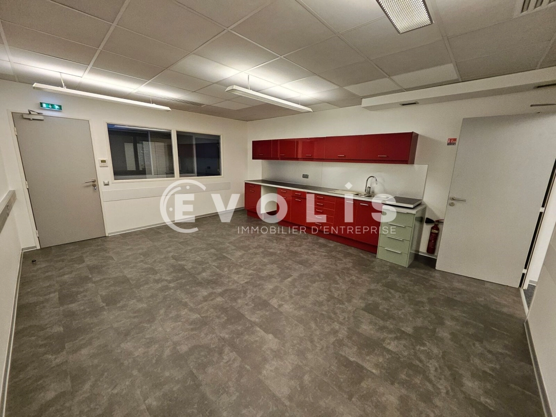 Photo 9 – location bureaux	IVRY SUR SEINE (94200)