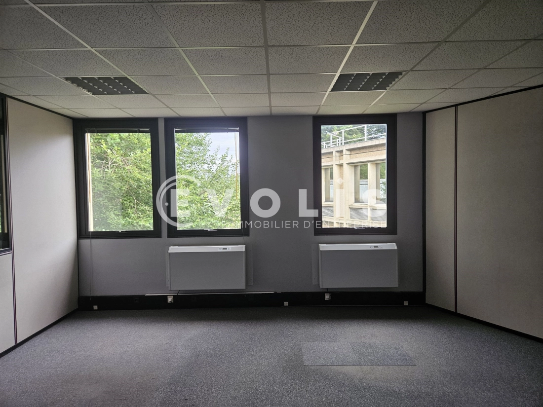 Photo 14 – location bureaux	SAINT AUBIN (91190)