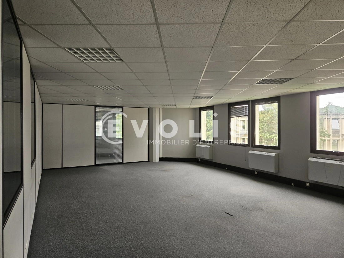 Photo 15 – location bureaux	SAINT AUBIN (91190)