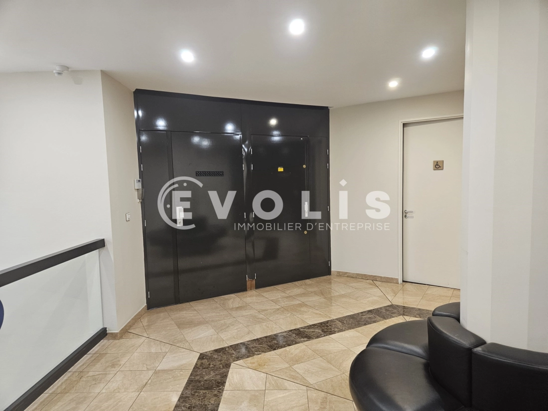 Photo 2 – location bureaux	SAINT AUBIN (91190)