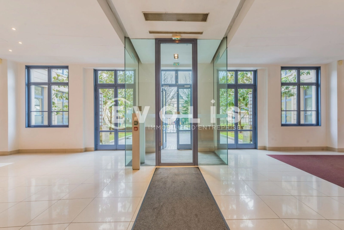 Photo 3 – location bureaux	CHESSY (77700)