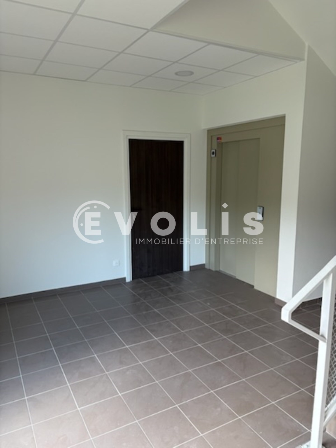 Photo 11 – location bureaux	BOURGOIN JALLIEU (38300)