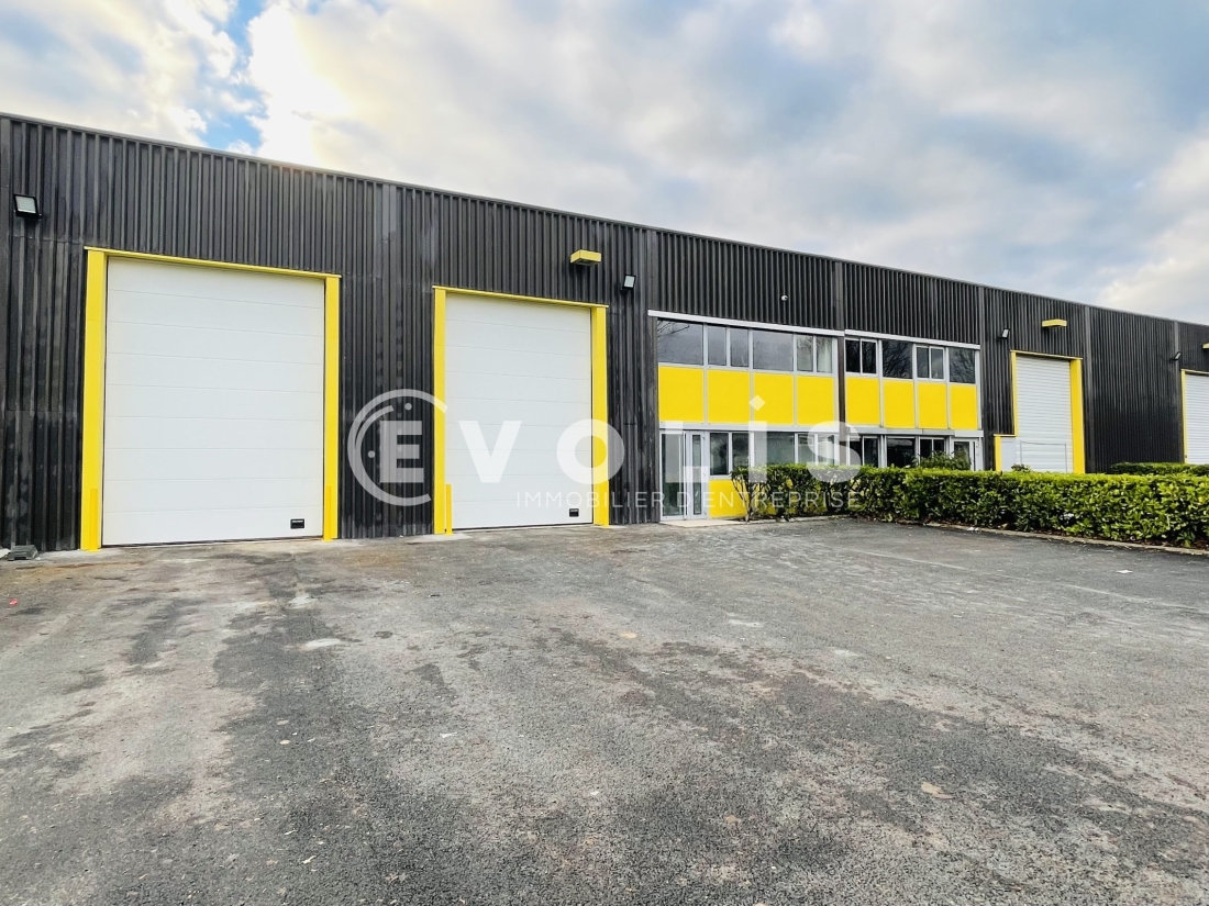 Photo 2 – location Entrepôts / activités	TORCY (77200)