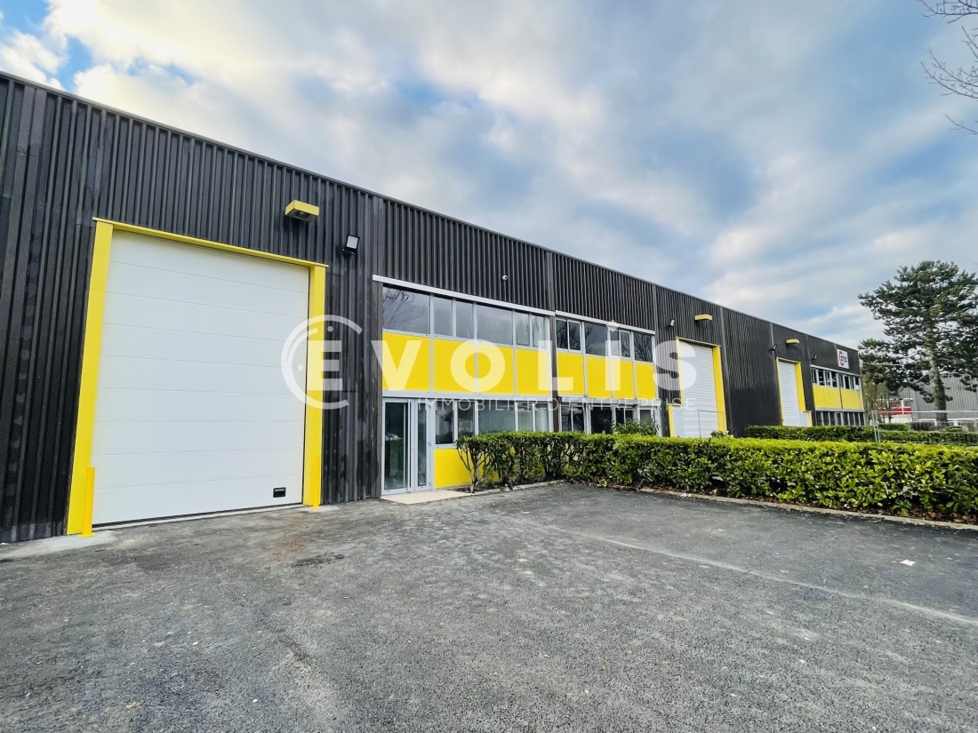 Photo 1 – location Entrepôts / activités	TORCY (77200)