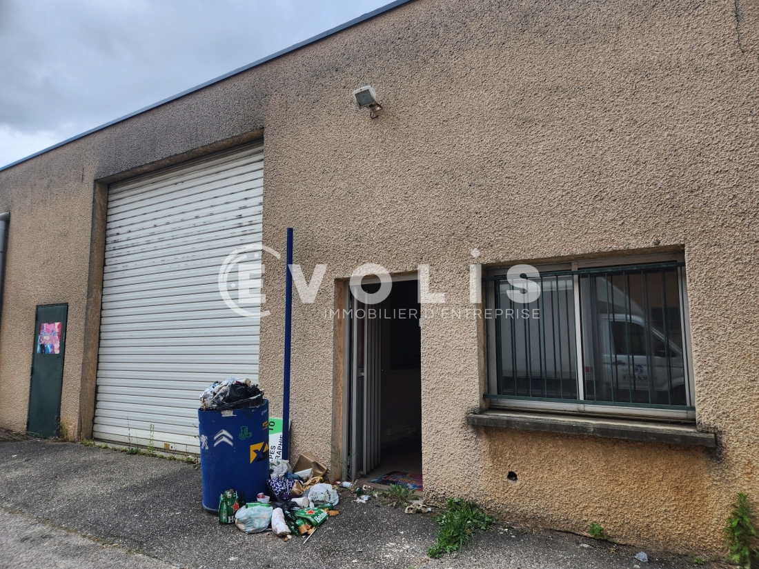 Photo 14 – location Entrepôts / activités	MEYZIEU (69330)