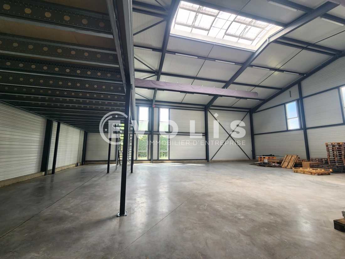 Photo 10 – location Entrepôts / activités	CHASSIEU (69680)