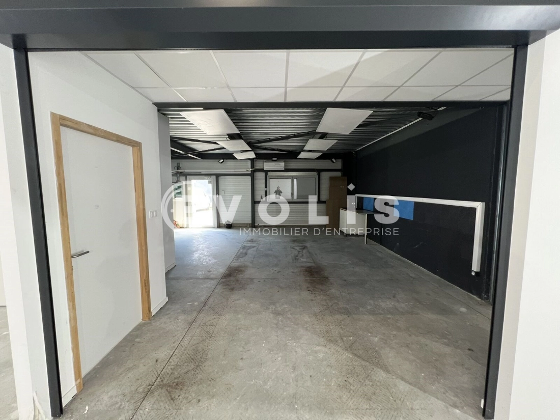 Photo 5 – vente Entrepôts / activités	DAGNEUX (01120)