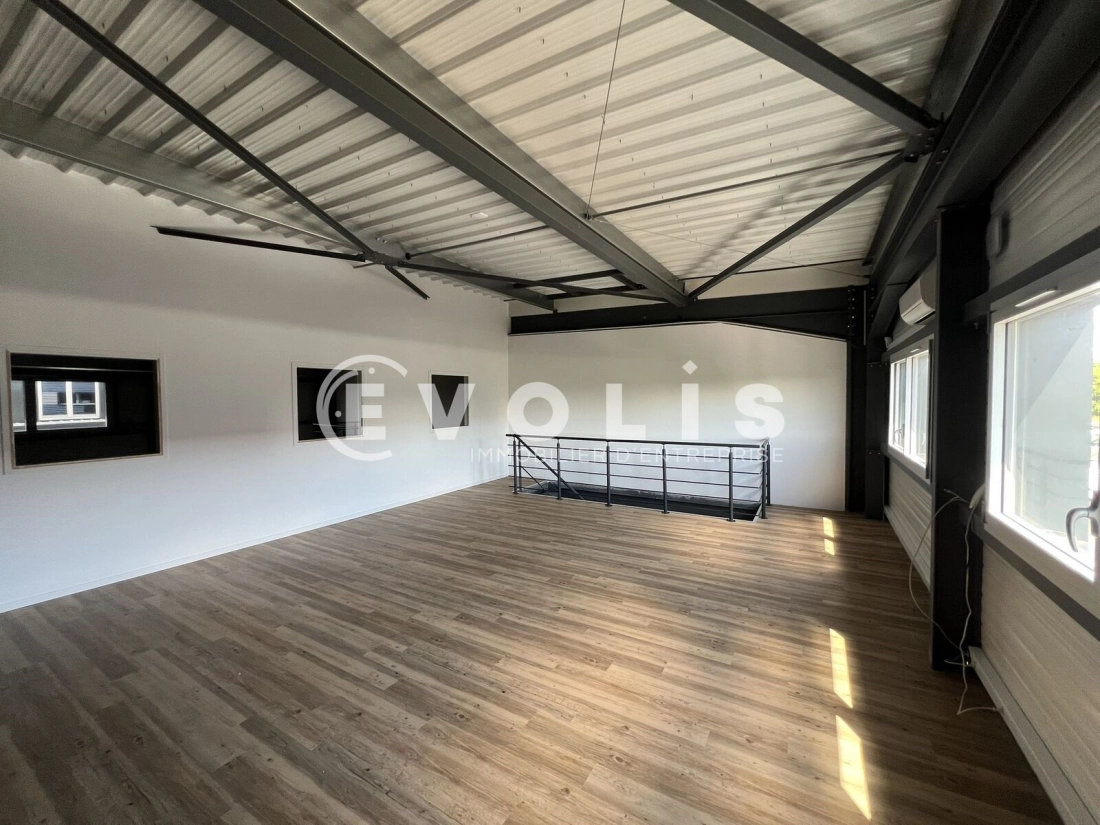 Photo 11 – vente Entrepôts / activités	DAGNEUX (01120)