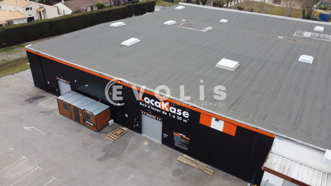Photo 2 – location Entrepôts / activités	VEDENE (84270)