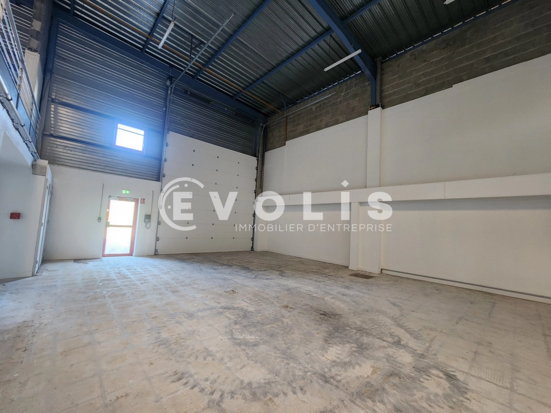 Photo 14 – location Entrepôts / activités	GENAS (69740)