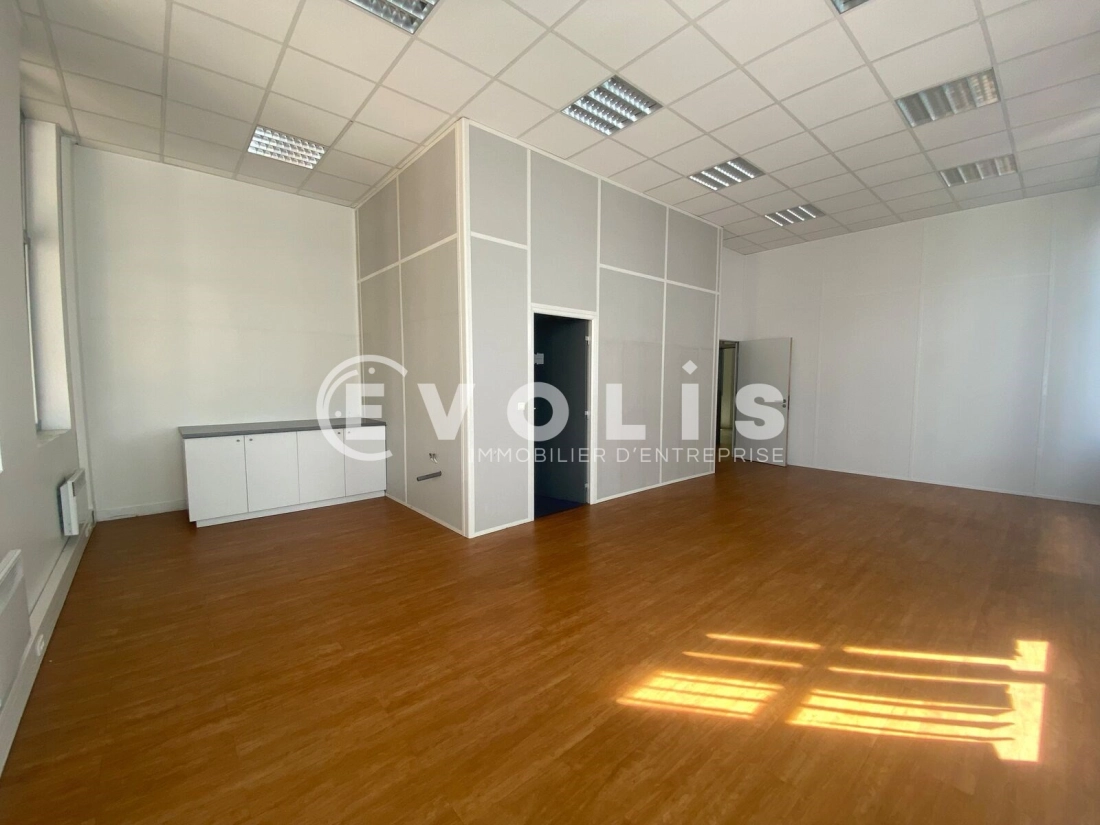 Photo 13 – location bureaux	NEUILLY PLAISANCE (93360)