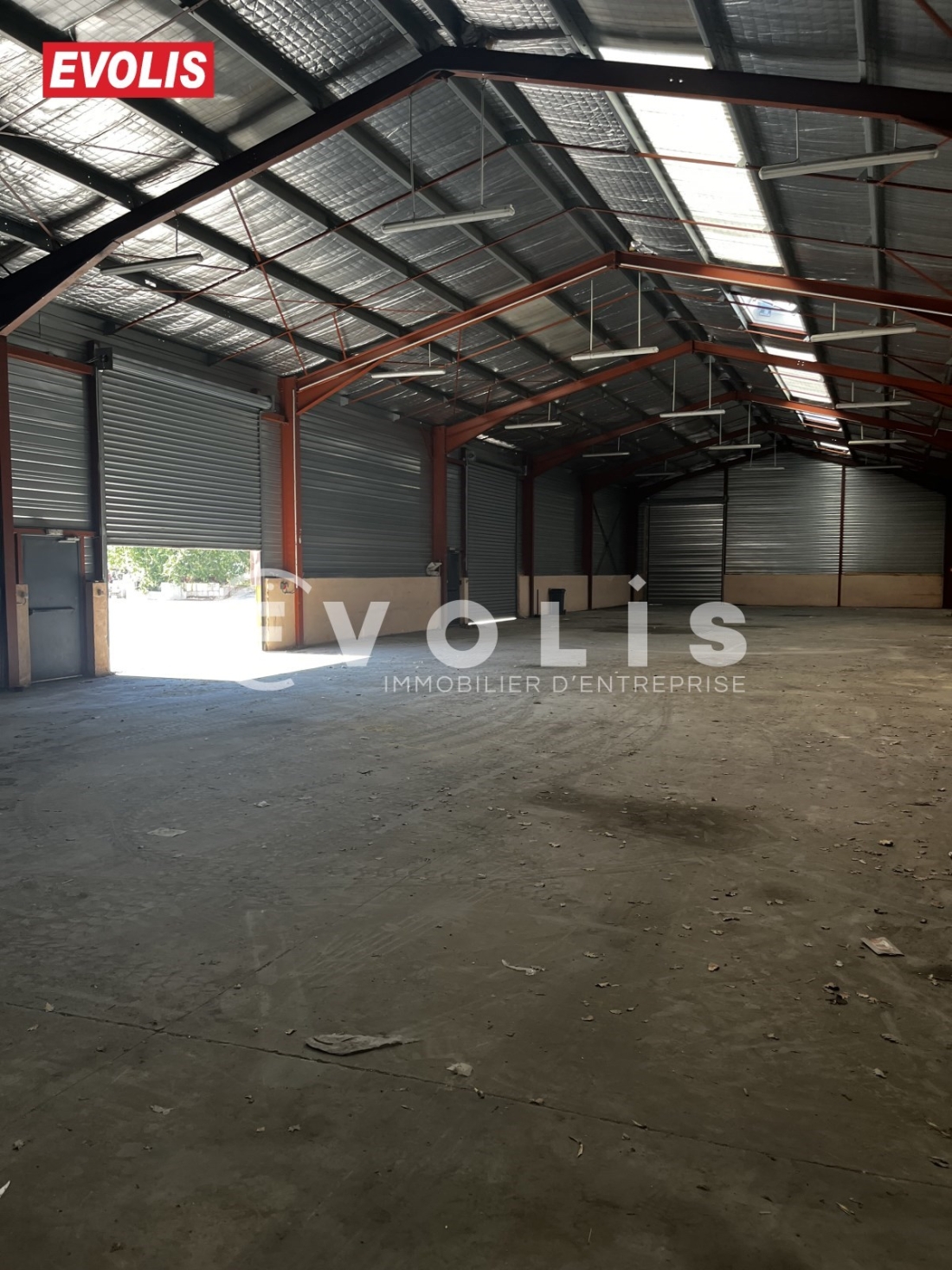Photo 3 – location Entrepôts / activités	FLASSANS SUR ISSOLE (83340)