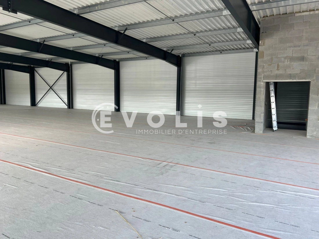 Photo 9 – location Entrepôts / activités	ARNAS (69400)