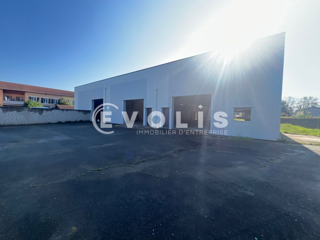 Photo 3 – vente Entrepôts / activités	Belleville-en-Beaujolais (69220)