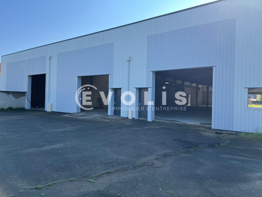 Photo 1 – vente Entrepôts / activités	Belleville-en-Beaujolais (69220)