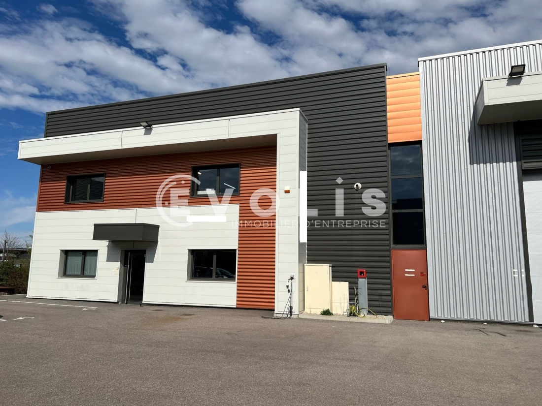 Photo 3 – location Entrepôts / activités	JONAGE (69330)