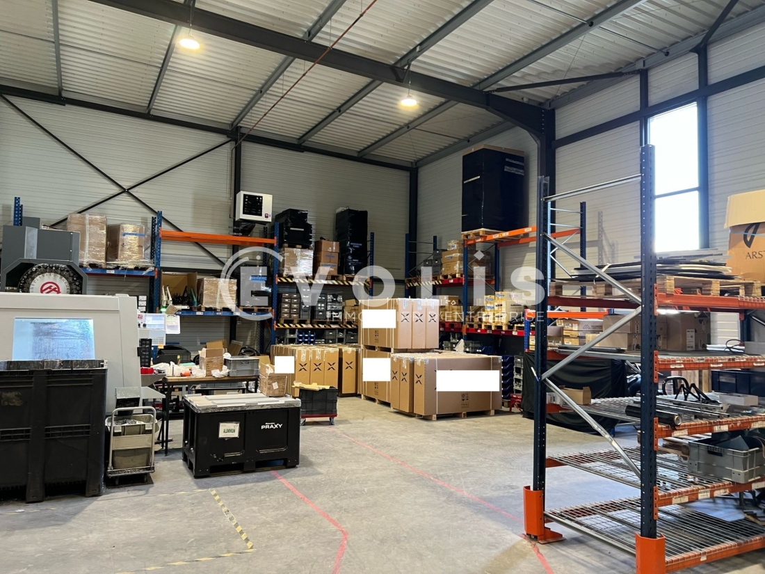 Photo 7 – location Entrepôts / activités	JONAGE (69330)