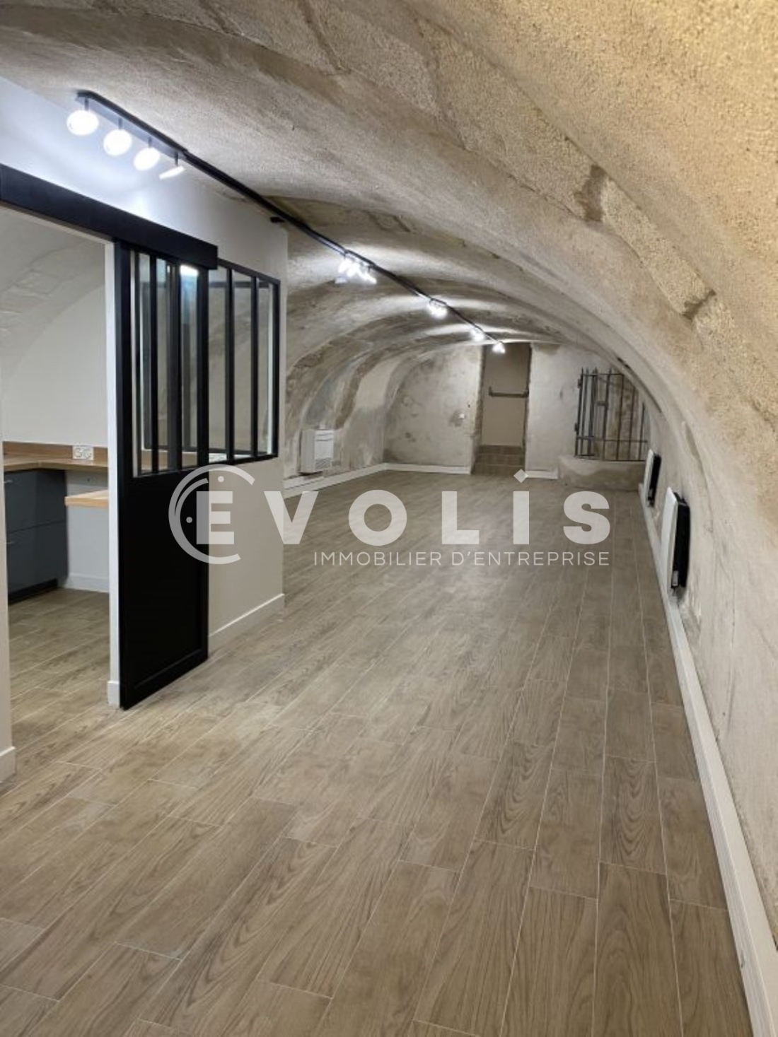 Photo 2 – location bureaux	PARIS (75004)