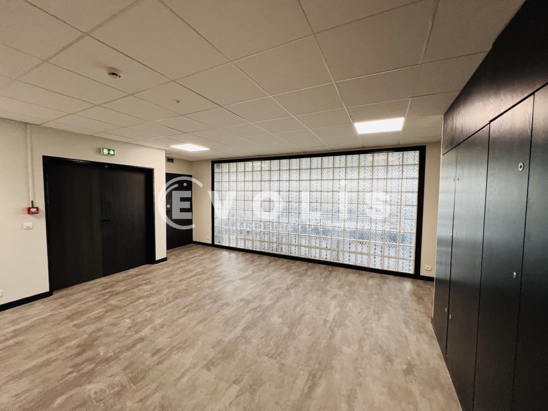 Photo 3 – location bureaux	MELUN (77000)
