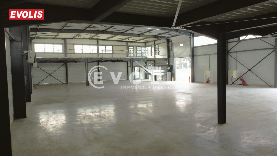 Photo 4 – location Entrepôts / activités	VEDENE (84270)