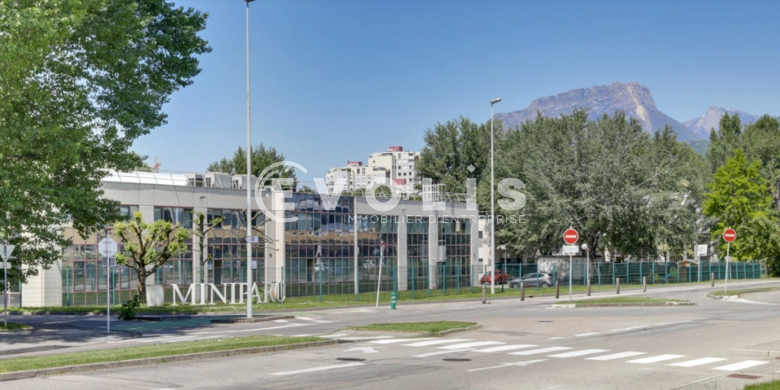 Photo 1 – location bureaux	EYBENS (38320)