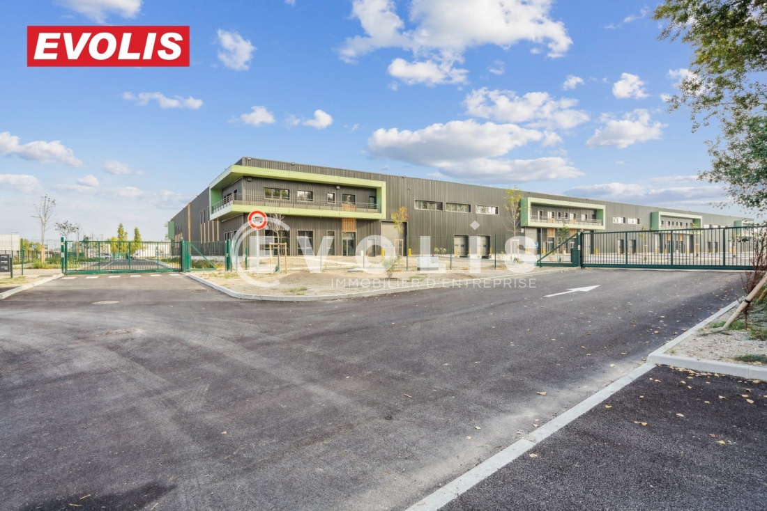 Photo 2 – location Entrepôts / activités	GRAVESON (13690)