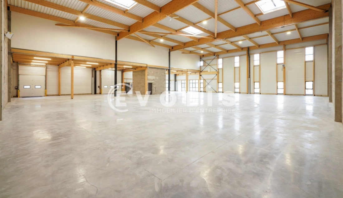 Photo 4 – location Entrepôts / activités	GRAVESON (13690)