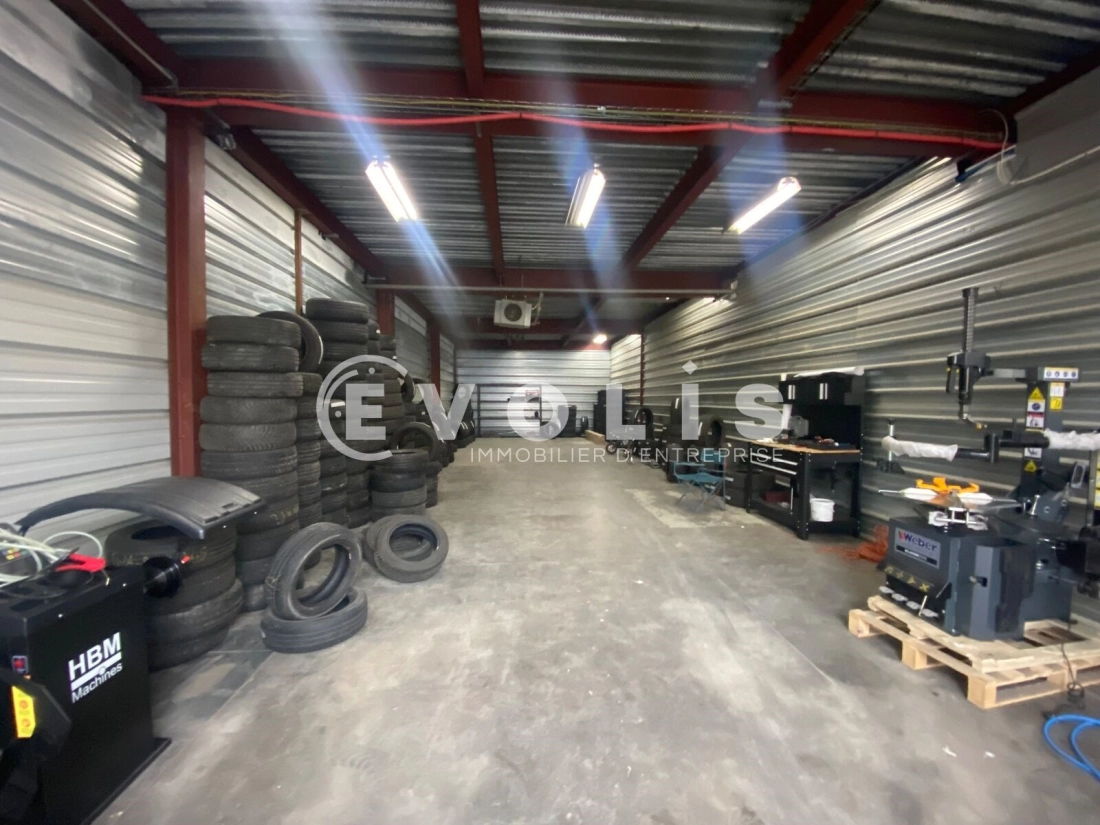 Photo 2 – location Entrepôts / activités	CHENNEVIERES SUR MARNE (94430)