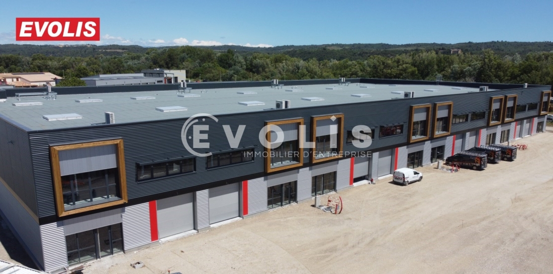 Photo 1 – location Entrepôts / activités	MANOSQUE (04100)