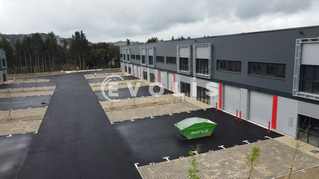 Photo 5 – location Entrepôts / activités	MANOSQUE (04100)