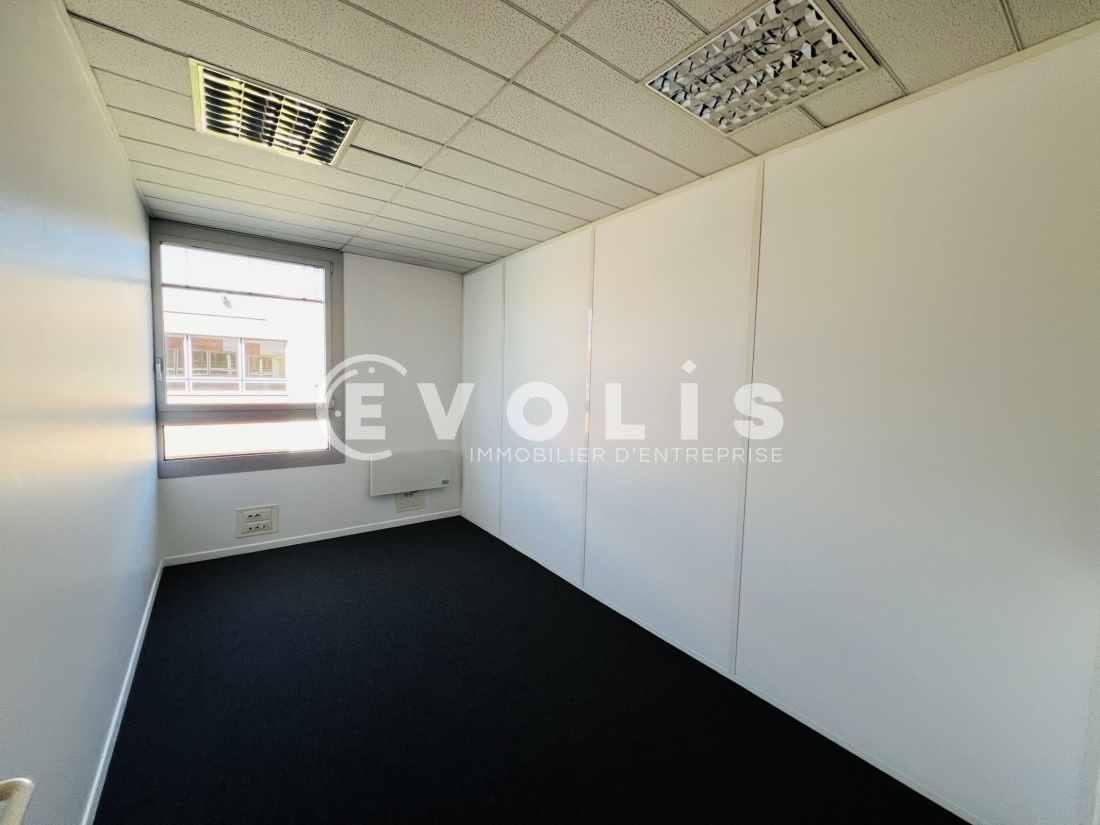 Photo 11 – location bureaux	EMERAINVILLE (77184)