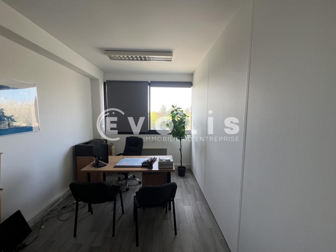 Photo 13 – location bureaux	NOISY LE GRAND (93160)