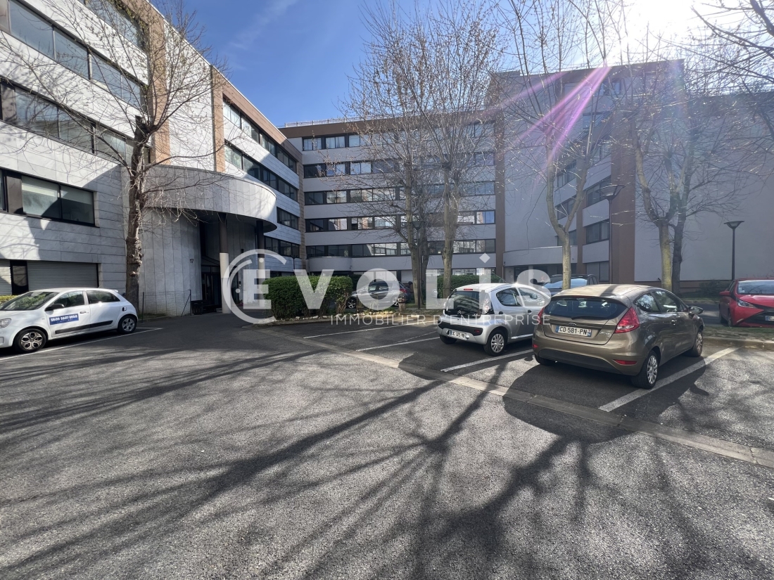 Photo 1 – location bureaux	NOISY LE GRAND (93160)
