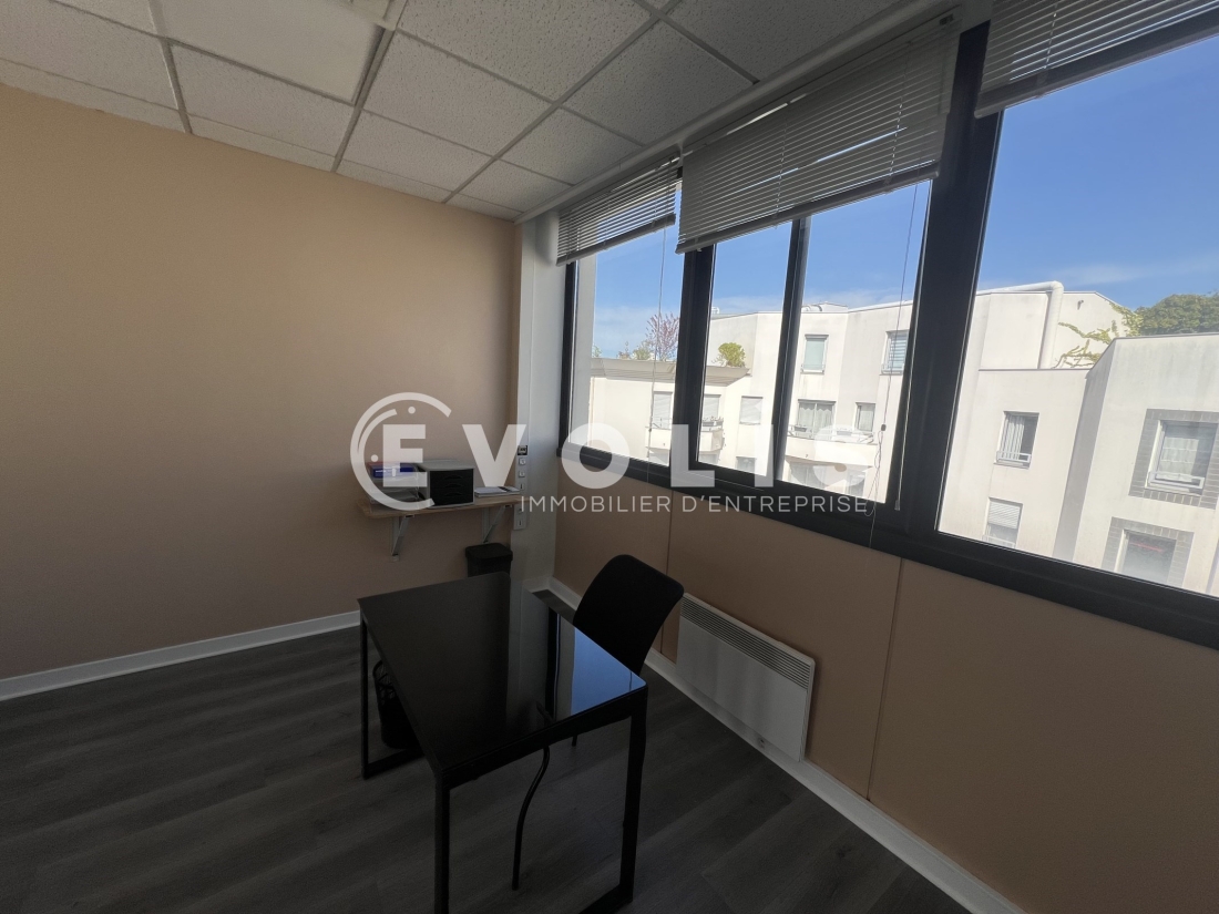 Photo 7 – location bureaux	JOINVILLE LE PONT (94340)