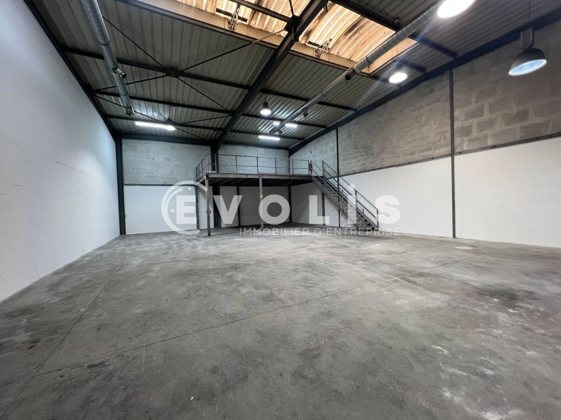 Photo 4 – location Entrepôts / activités	BONDY (93140)