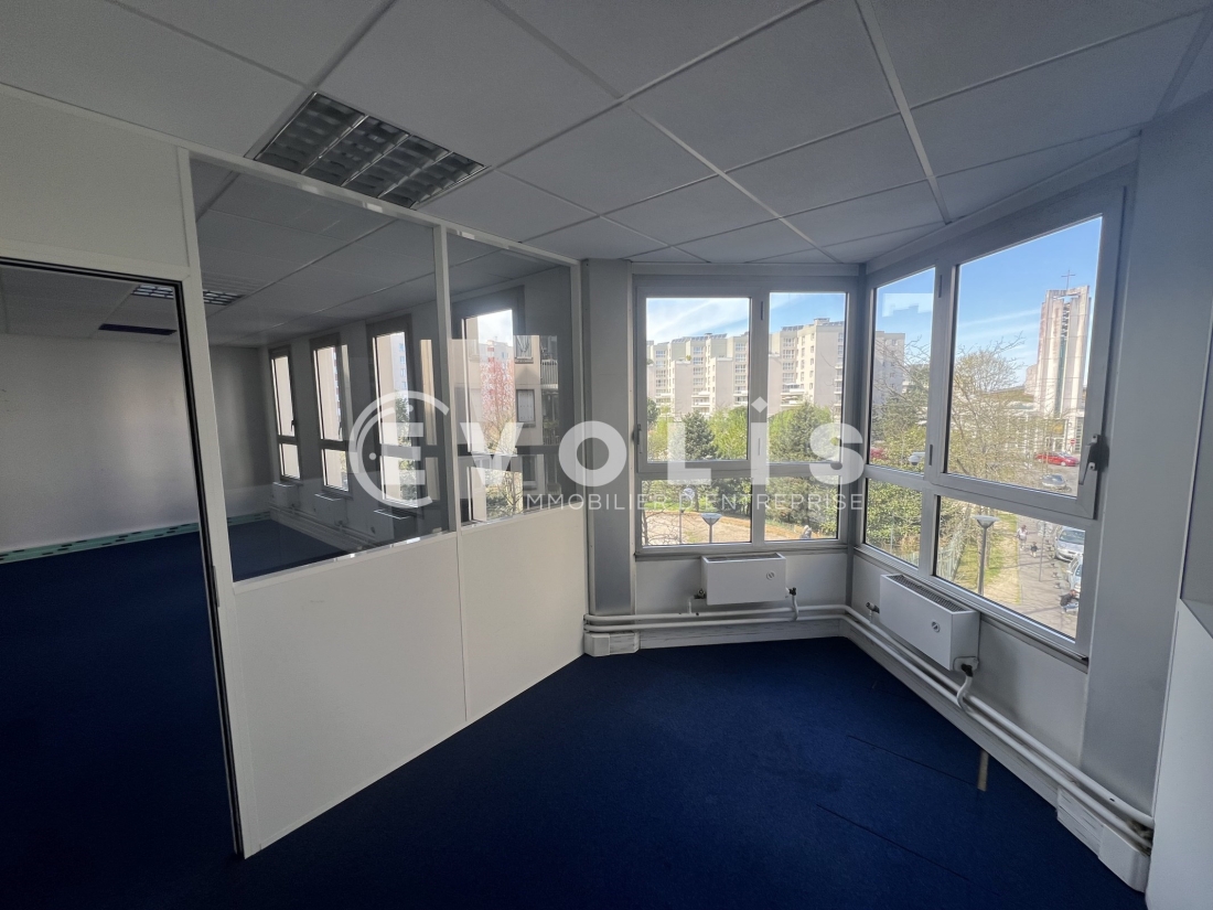 Photo 3 – vente bureaux	NOISY LE GRAND (93160)