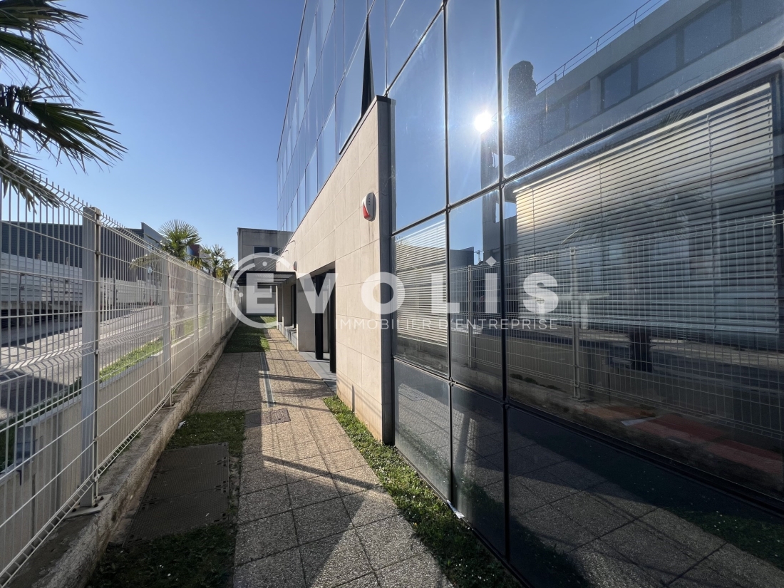 Photo 1 – location bureaux	BRY SUR MARNE (94360)