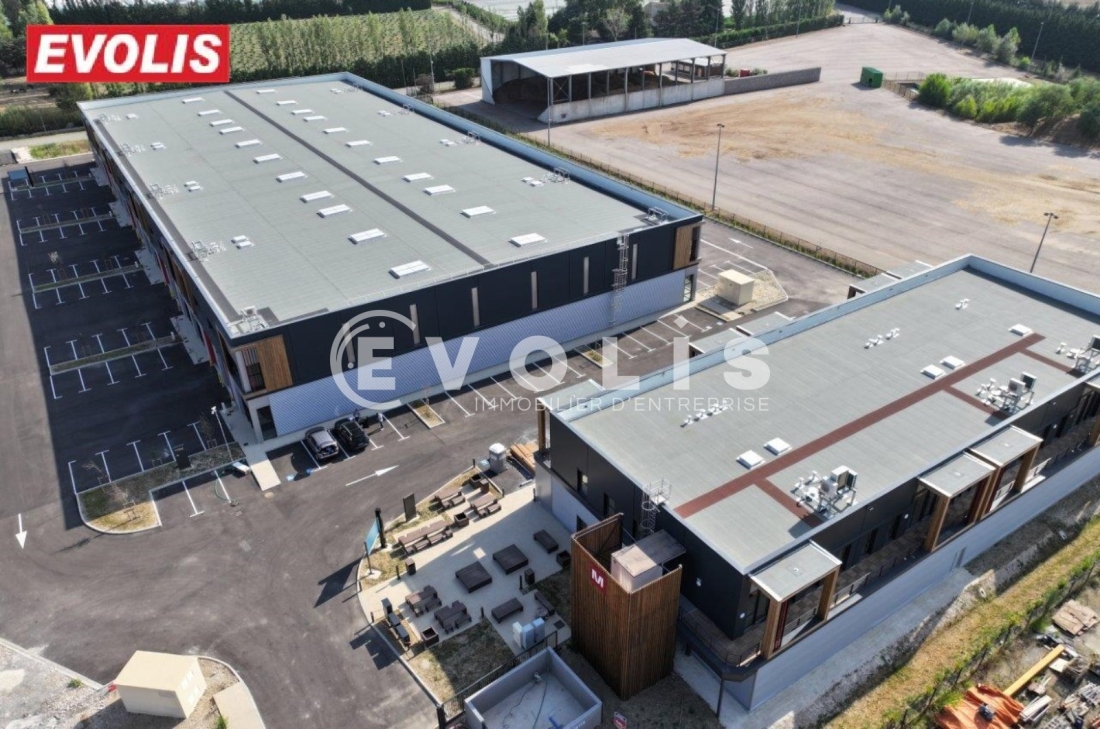 Photo 1 – location Entrepôts / activités	PIERRELATTE (26700)
