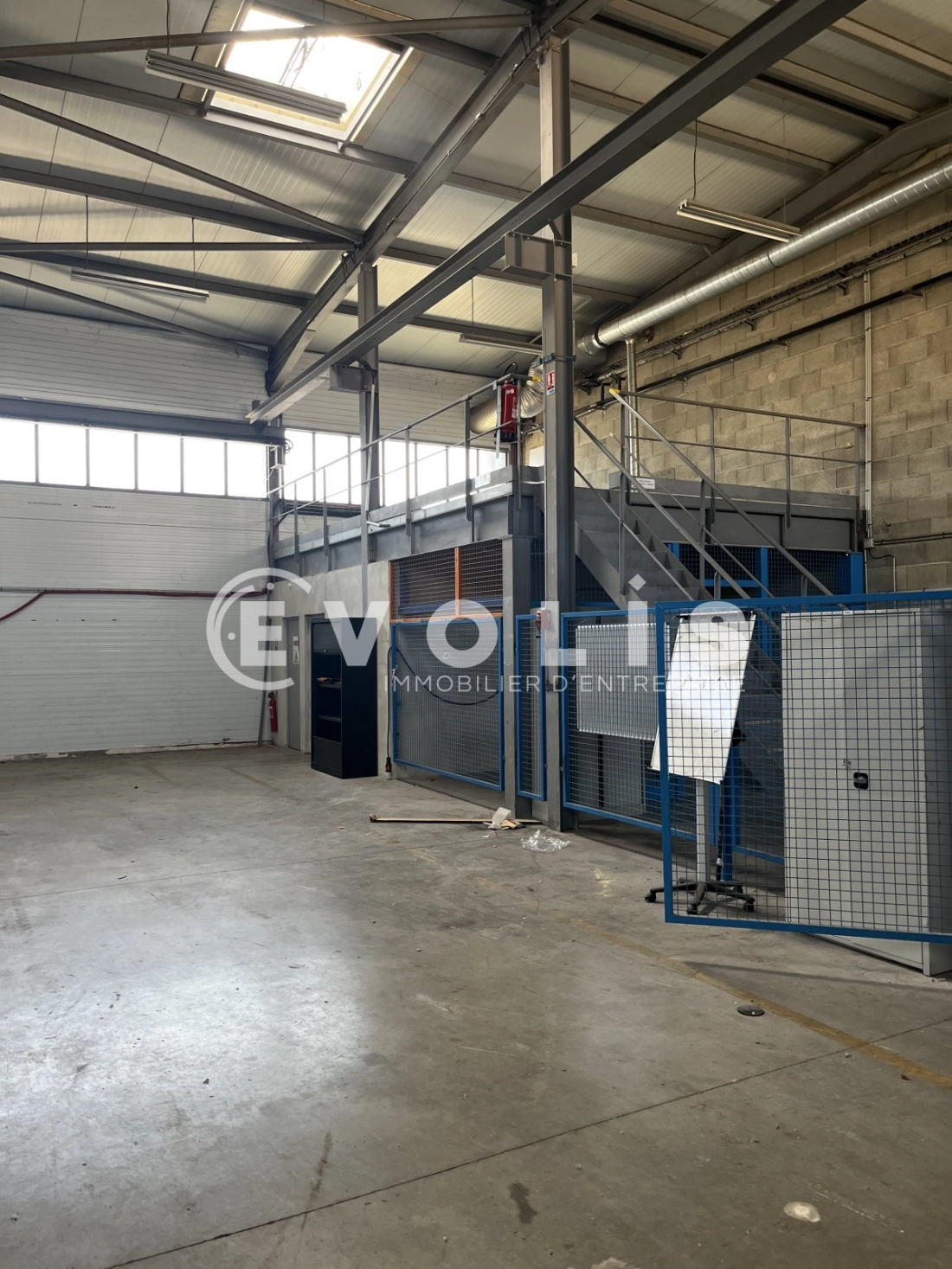 Photo 7 – location Entrepôts / activités	SAINT PAUL TROIS CHATEAUX (26130)