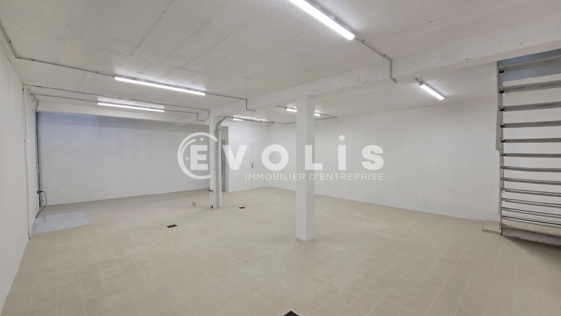 Photo 5 – location Entrepôts / activités	CHOISY LE ROI (94600)